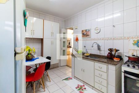 Apartamento à venda com 62m², 2 quartos e 1 vaga Apartamento à venda com 62m², 2 quartos e 1 vagaCozinha