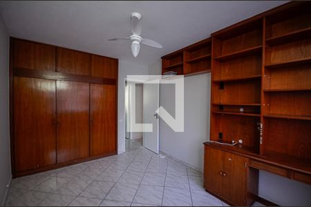 Quarto de apartamento para alugar com 3 quartos, 110m² em Icaraí, Niterói