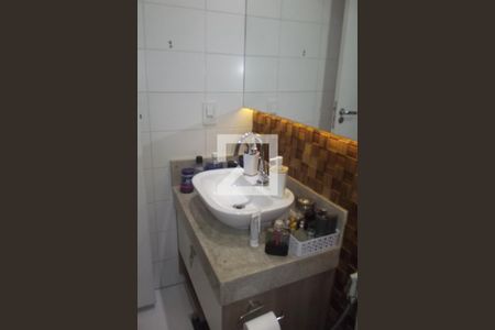 Apartamento à venda com 72m², 2 quartos e 1 vagaBanheiro 2