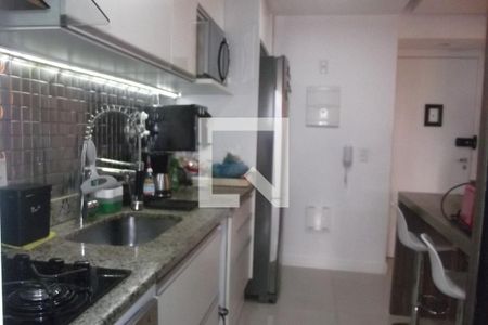Apartamento à venda com 72m², 2 quartos e 1 vagaCozinha