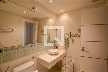 Apartamento para alugar com 130m², 3 quartos e 1 vagaBanheiro Social