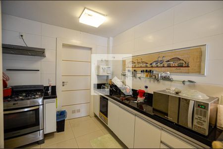 Apartamento para alugar com 130m², 3 quartos e 1 vagaCozinha