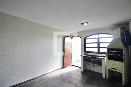 Casa à venda com 240m², 3 quartos e 6 vagasChurrasqueira