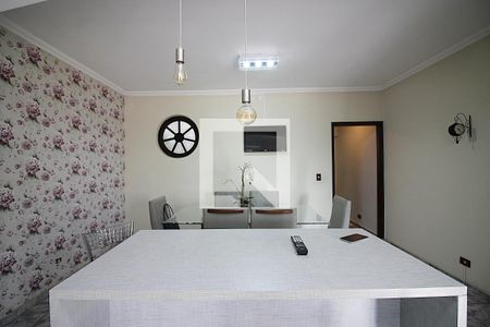 Casa à venda com 240m², 3 quartos e 6 vagasCopa e Cozinha 