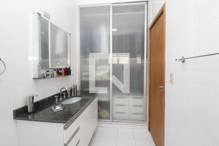 Casa à venda com 210m², 3 quartos e 3 vagasBanheiro da Suíte