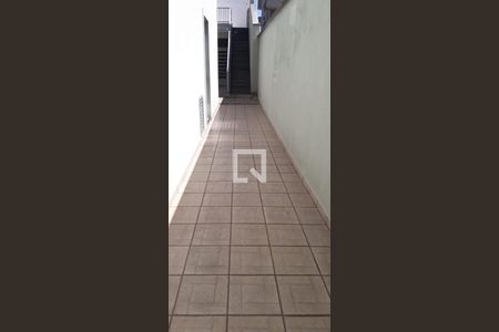 Casa à venda com 210m², 3 quartos e 3 vagasCorredor