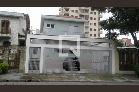 Casa à venda com 210m², 3 quartos e 3 vagasFachada