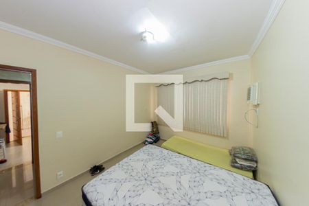 Quarto 1 de casa para alugar com 4 quartos, 800m² em Jardim Sulacap, Rio de Janeiro