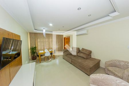 Sala de casa para alugar com 4 quartos, 800m² em Jardim Sulacap, Rio de Janeiro