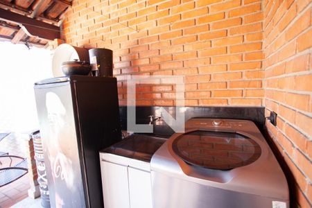 Casa à venda com 120m², 3 quartos e 3 vagas Casa à venda com 120m², 3 quartos e 3 vagasÁrea de Serviço