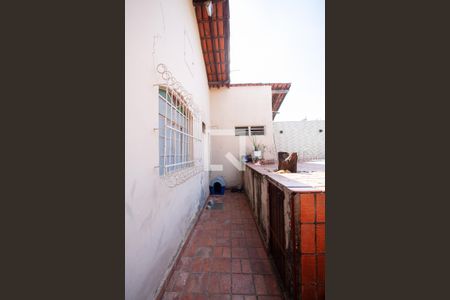 Casa à venda com 120m², 3 quartos e 3 vagas Casa à venda com 120m², 3 quartos e 3 vagasCorredor