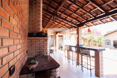 Casa à venda com 120m², 3 quartos e 3 vagas Casa à venda com 120m², 3 quartos e 3 vagasEspaço Gourmet