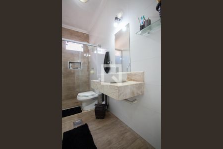 Casa à venda com 120m², 3 quartos e 3 vagas Casa à venda com 120m², 3 quartos e 3 vagasBanheiro Social