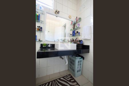 Casa à venda com 120m², 3 quartos e 3 vagas Casa à venda com 120m², 3 quartos e 3 vagasBanheiro da Suíte