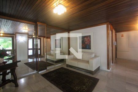 Apartamento para alugar com 156m², 3 quartos e 1 vaga Apartamento para alugar com 156m², 3 quartos e 1 vagaHall de entrada