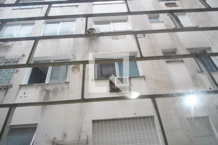 Sala_Vista  de apartamento para alugar com 1 quarto, 40m² em Chácara das Pedras, Porto Alegre