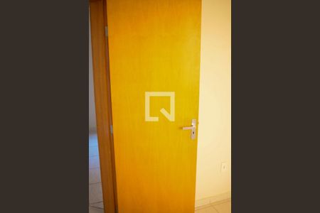 Quarto 2 de apartamento para alugar com 2 quartos, 57m² em Novo Eldorado, Contagem