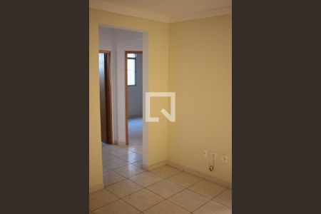 Sala de apartamento para alugar com 2 quartos, 57m² em Novo Eldorado, Contagem