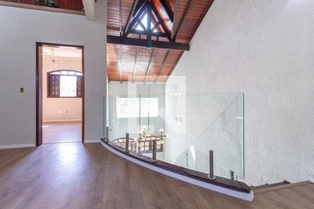 Corredor de casa para alugar com 3 quartos, 140m² em Presidente Altino, Osasco