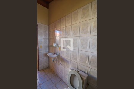 Casa à venda com 600m², 6 quartos e 4 vagas Casa à venda com 600m², 6 quartos e 4 vagasBanheiro