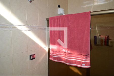 Casa à venda com 310m², 5 quartos e 3 vagasBanheiro 1