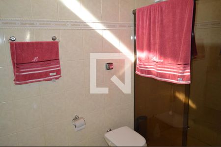 Casa à venda com 310m², 5 quartos e 3 vagasBanheiro 1