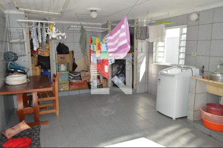 Casa à venda com 310m², 5 quartos e 3 vagasÁrea de Serviço