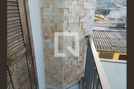 Casa à venda com 200m², 3 quartos e 6 vagas Casa à venda com 200m², 3 quartos e 6 vagasVaranda quarto 01