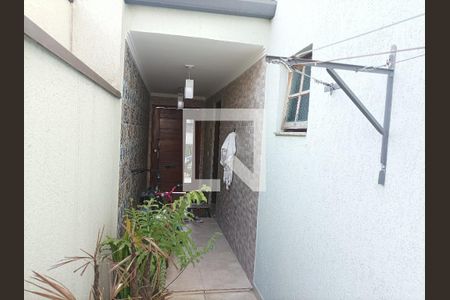 Casa à venda com 200m², 3 quartos e 6 vagas Casa à venda com 200m², 3 quartos e 6 vagasQuintal