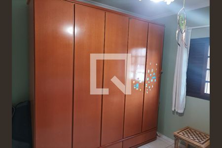 Casa à venda com 200m², 3 quartos e 6 vagas Casa à venda com 200m², 3 quartos e 6 vagasQuarto 03