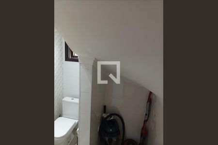 Casa à venda com 200m², 3 quartos e 6 vagas Casa à venda com 200m², 3 quartos e 6 vagasLavabo