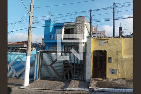 Casa à venda com 200m², 3 quartos e 6 vagas Casa à venda com 200m², 3 quartos e 6 vagasFachada do Prédio