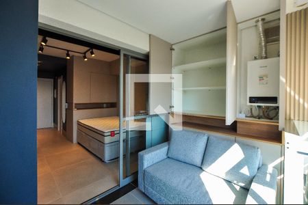 Varanda de kitnet/studio para alugar com 1 quarto, 30m² em Pinheiros, São Paulo