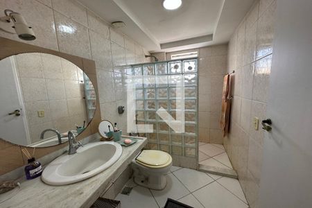 Casa de condomínio à venda com 278m², 4 quartos e 2 vagasBanheiro da Suíte 2