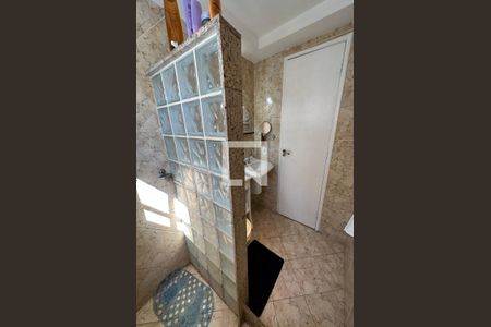 Casa de condomínio à venda com 278m², 4 quartos e 2 vagasBanheiro da Suíte 1