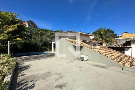 Casa de condomínio à venda com 278m², 4 quartos e 2 vagasÁrea de lazer