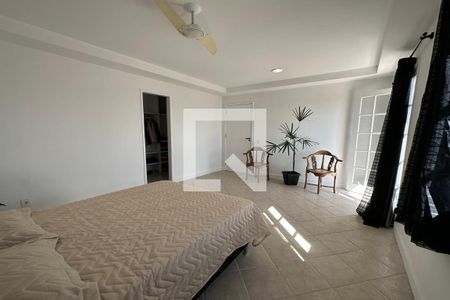 Casa de condomínio à venda com 278m², 4 quartos e 2 vagasSuíte 4