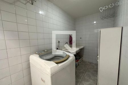 Casa de condomínio à venda com 278m², 4 quartos e 2 vagasÁrea de Serviço
