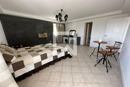 Casa de condomínio à venda com 278m², 4 quartos e 2 vagasSuíte 1