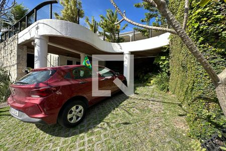 Casa de condomínio à venda com 278m², 4 quartos e 2 vagasGaragem