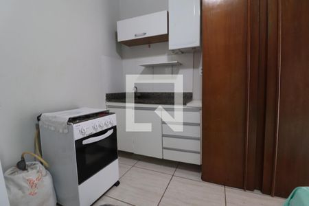 Sala/Cozinha de kitnet/studio para alugar com 1 quarto, 16m² em Brasil, Uberlândia