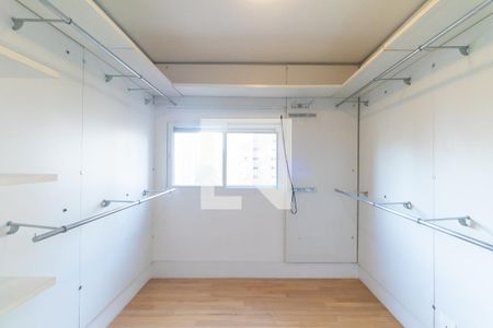 Apartamento para alugar com 150m², 2 quartos e 3 vagas Apartamento para alugar com 150m², 2 quartos e 3 vagasCloset