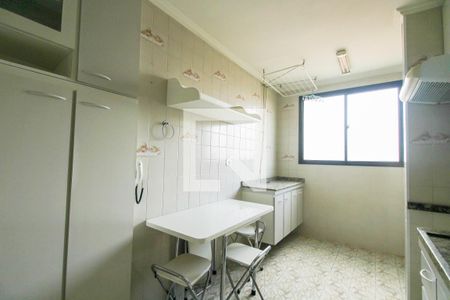 Apartamento à venda com 55m², 2 quartos e 1 vaga Apartamento à venda com 55m², 2 quartos e 1 vagaCozinha