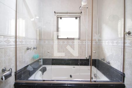 Casa para alugar com 360m², 5 quartos e 4 vagasBanheiro