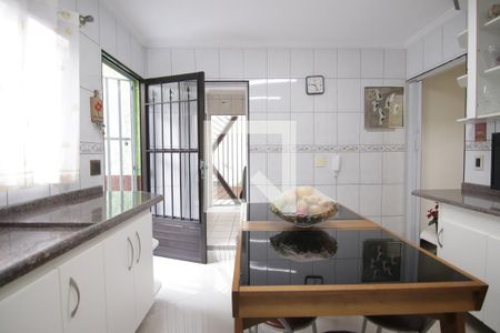 Casa para alugar com 360m², 5 quartos e 4 vagasCozinha