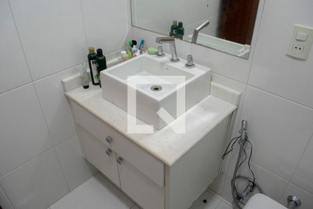 Apartamento à venda com 157m², 4 quartos e 2 vagasBanheiro