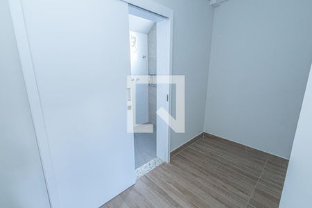 Apartamento à venda com 160m², 4 quartos e 3 vagasQuarto 2 / closet e suite