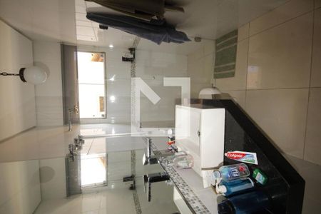 Casa para alugar com 420m², 4 quartos e 3 vagasBanheiro 2