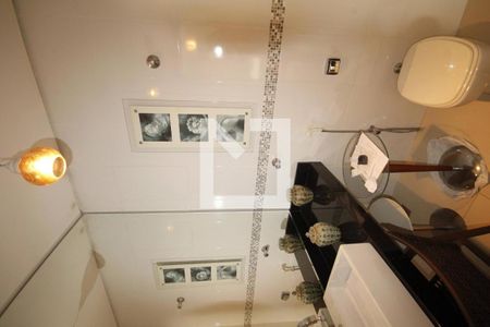 Casa para alugar com 420m², 4 quartos e 3 vagasBanheiro 1