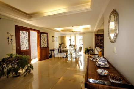 Casa para alugar com 420m², 4 quartos e 3 vagasSala